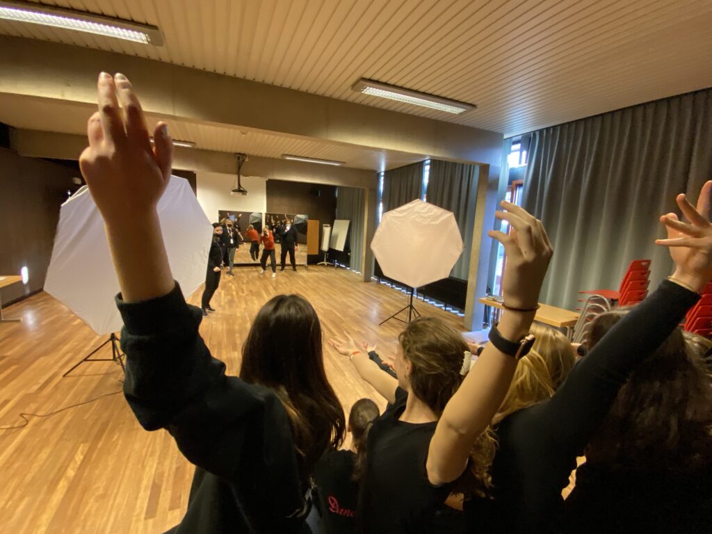 the making of, dansschool, fotografie, Magnus, achter de schermen, fotoshoot, Dancarta, Achter de schermen fotoshoot Dancarta groepsfoto